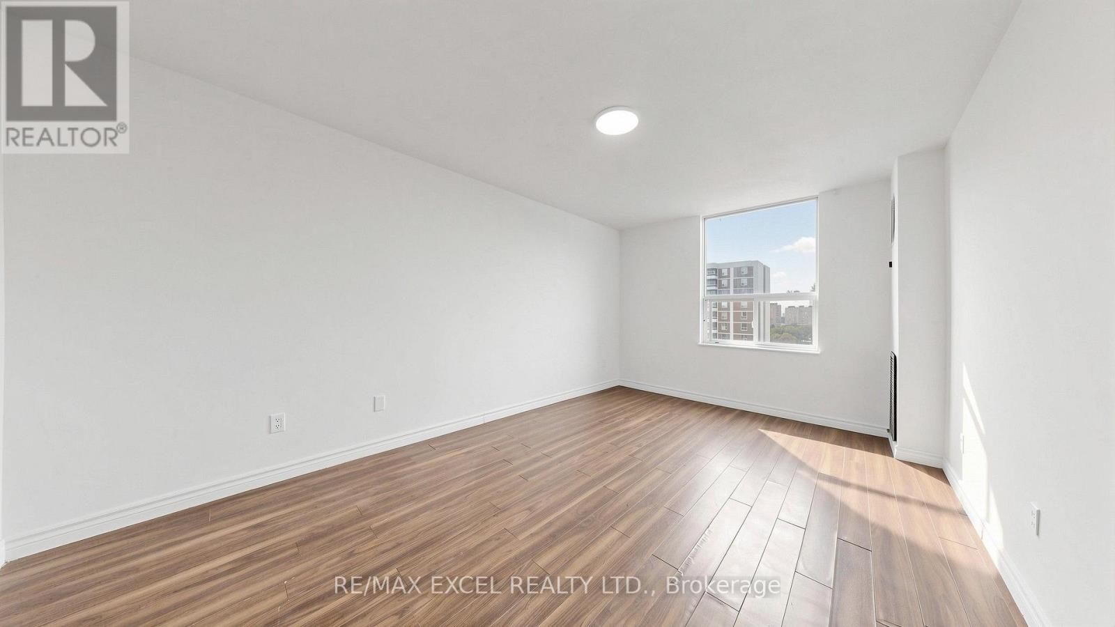 1808 - 10 Edgecliff Golfway Property Photo 24