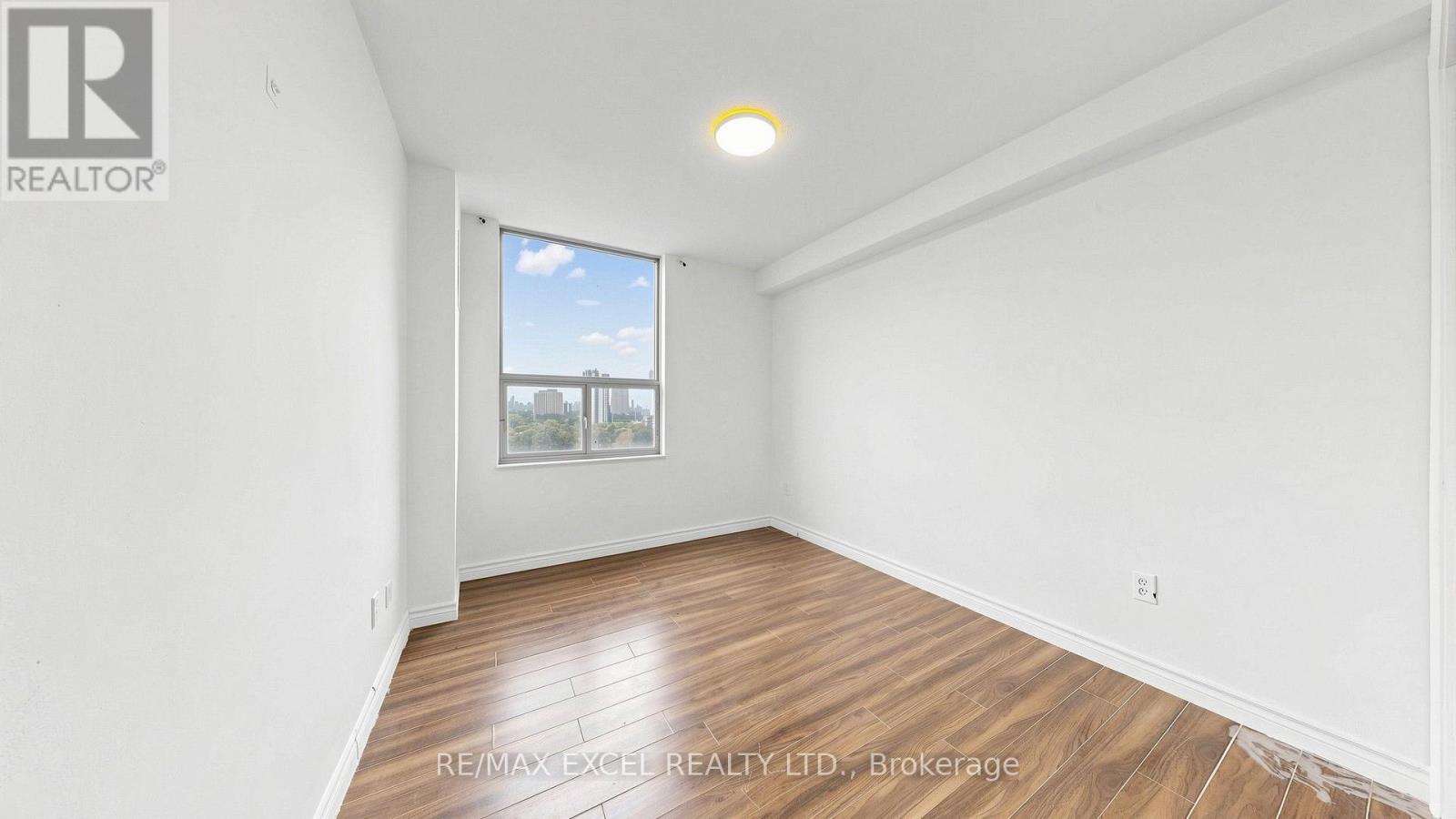 1808 - 10 Edgecliff Golfway Property Photo 27