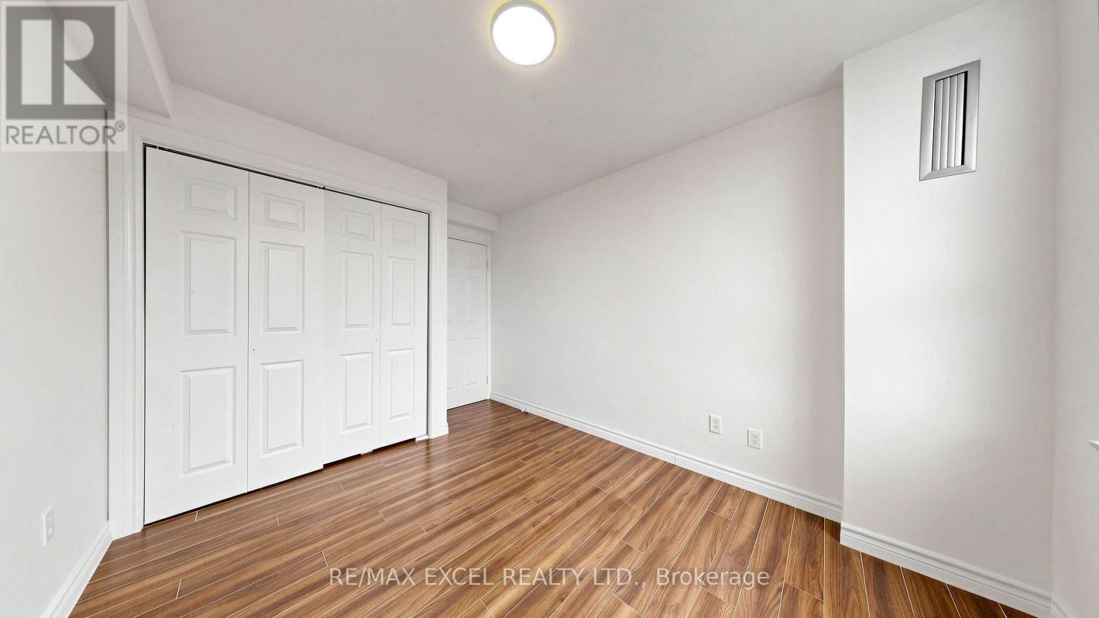 1808 - 10 Edgecliff Golfway Property Photo 32