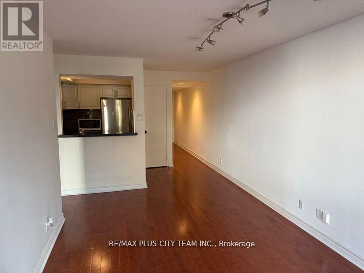 206 - 92 King Street E Property Photo 3