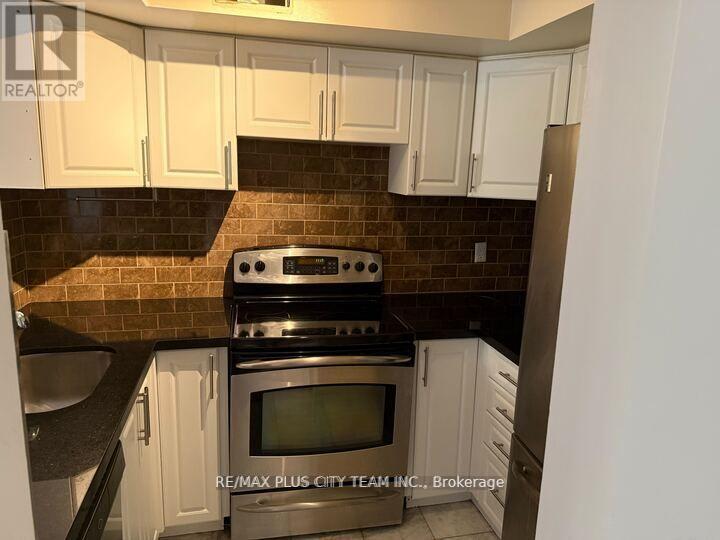 206 - 92 King Street E Property Photo 7