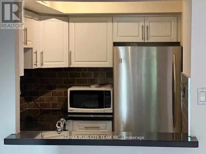 206 - 92 King Street E Property Photo 8