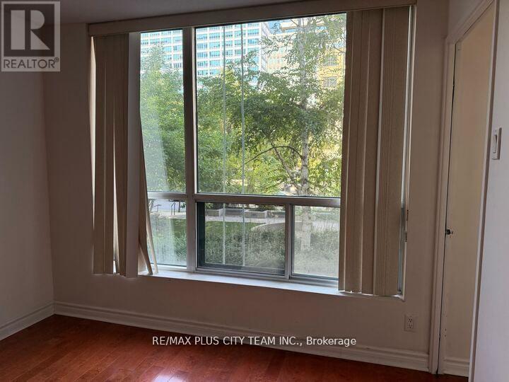 206 - 92 King Street E Property Photo 18