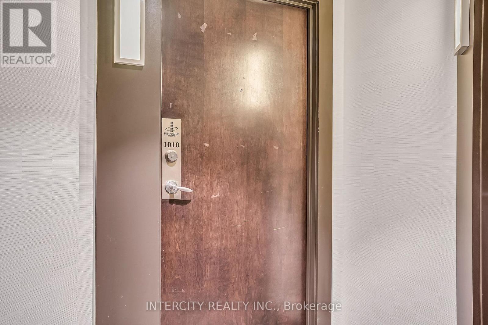 1010 - 12 Yonge Street Property Photo 6