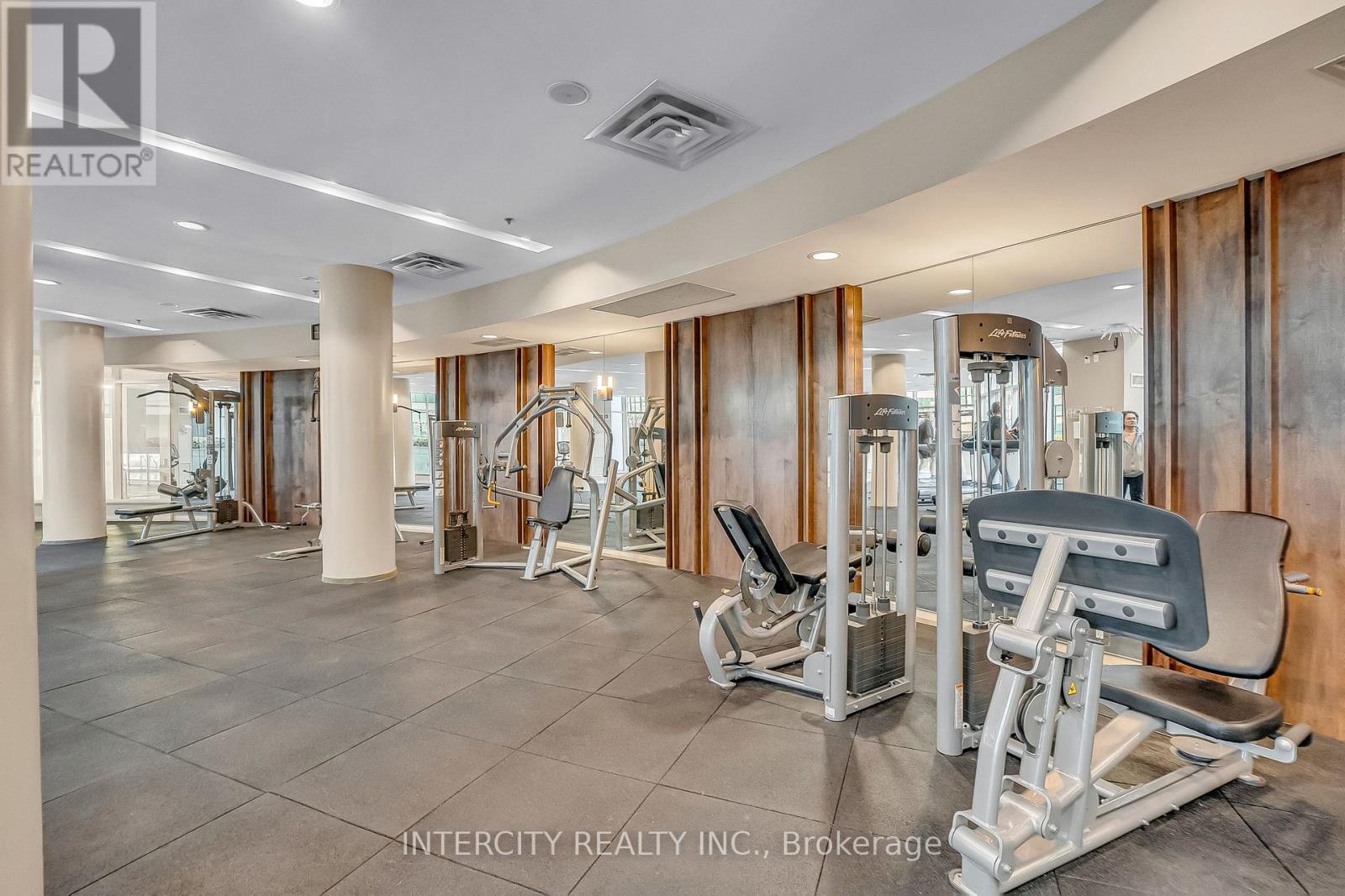 1010 - 12 Yonge Street Property Photo 35