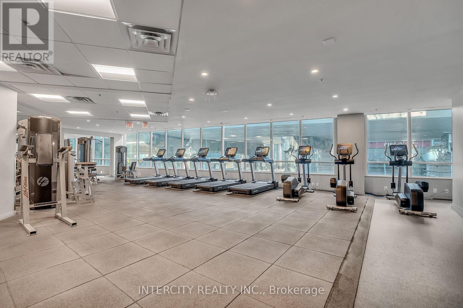 1010 - 12 Yonge Street Property Photo 37