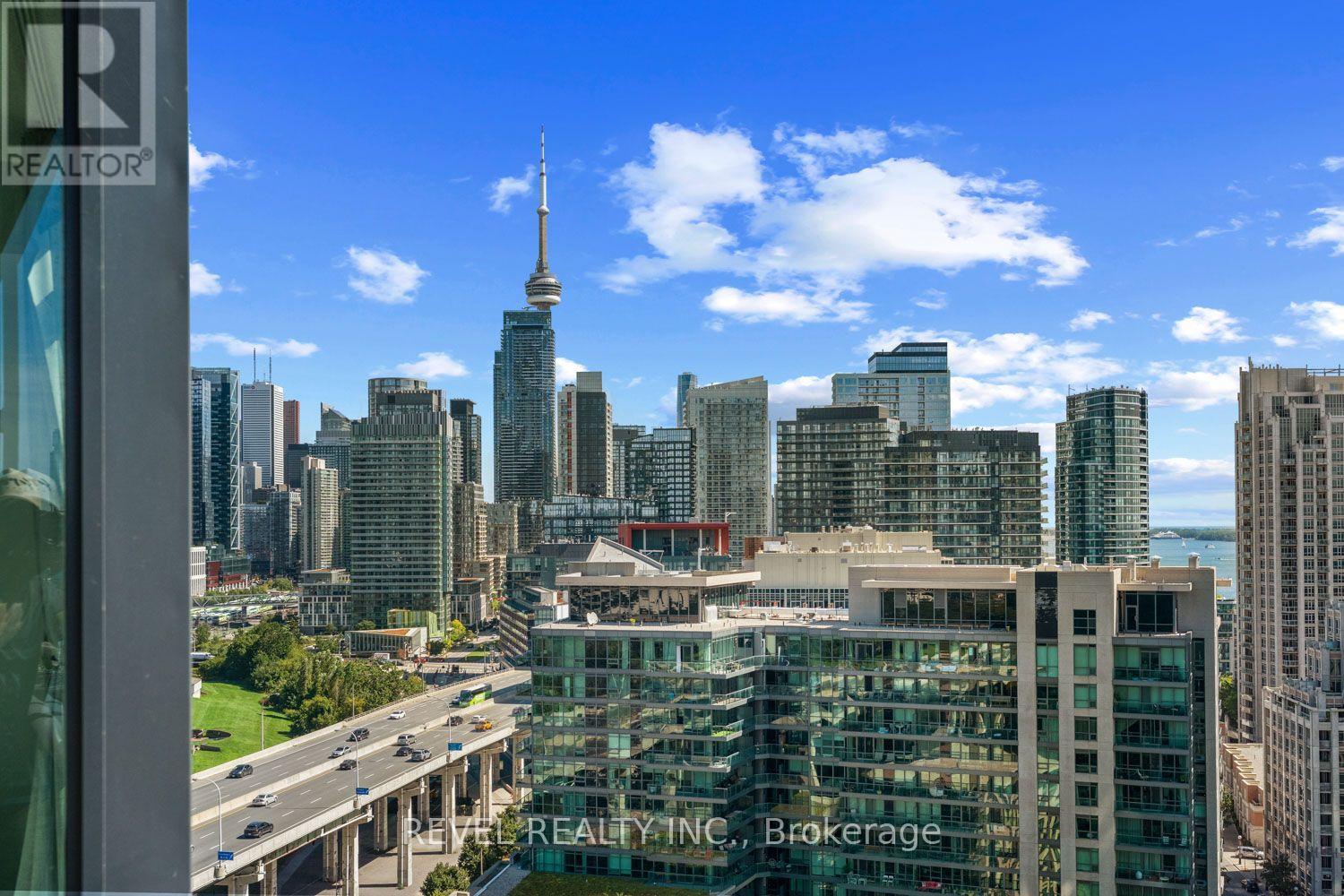 2001 - 231 Fort York Boulevard Property Photo 24