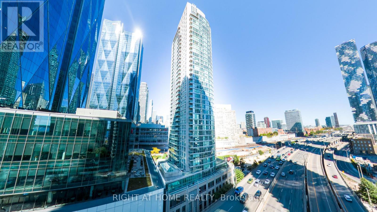 1405 - 18 Yonge Street Property Photo 26