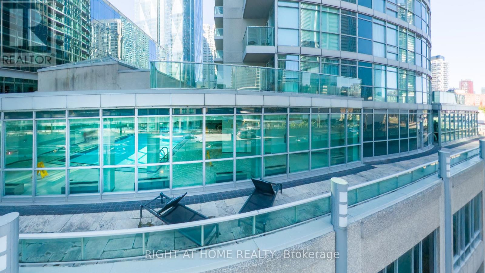 1405 - 18 Yonge Street Property Photo 29