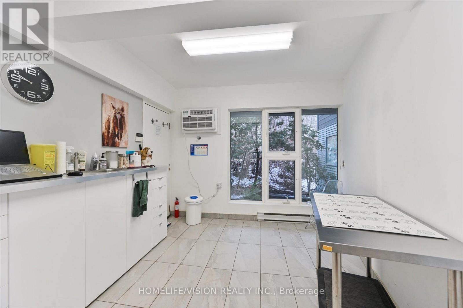 400 Summerhill Avenue Property Photo 14