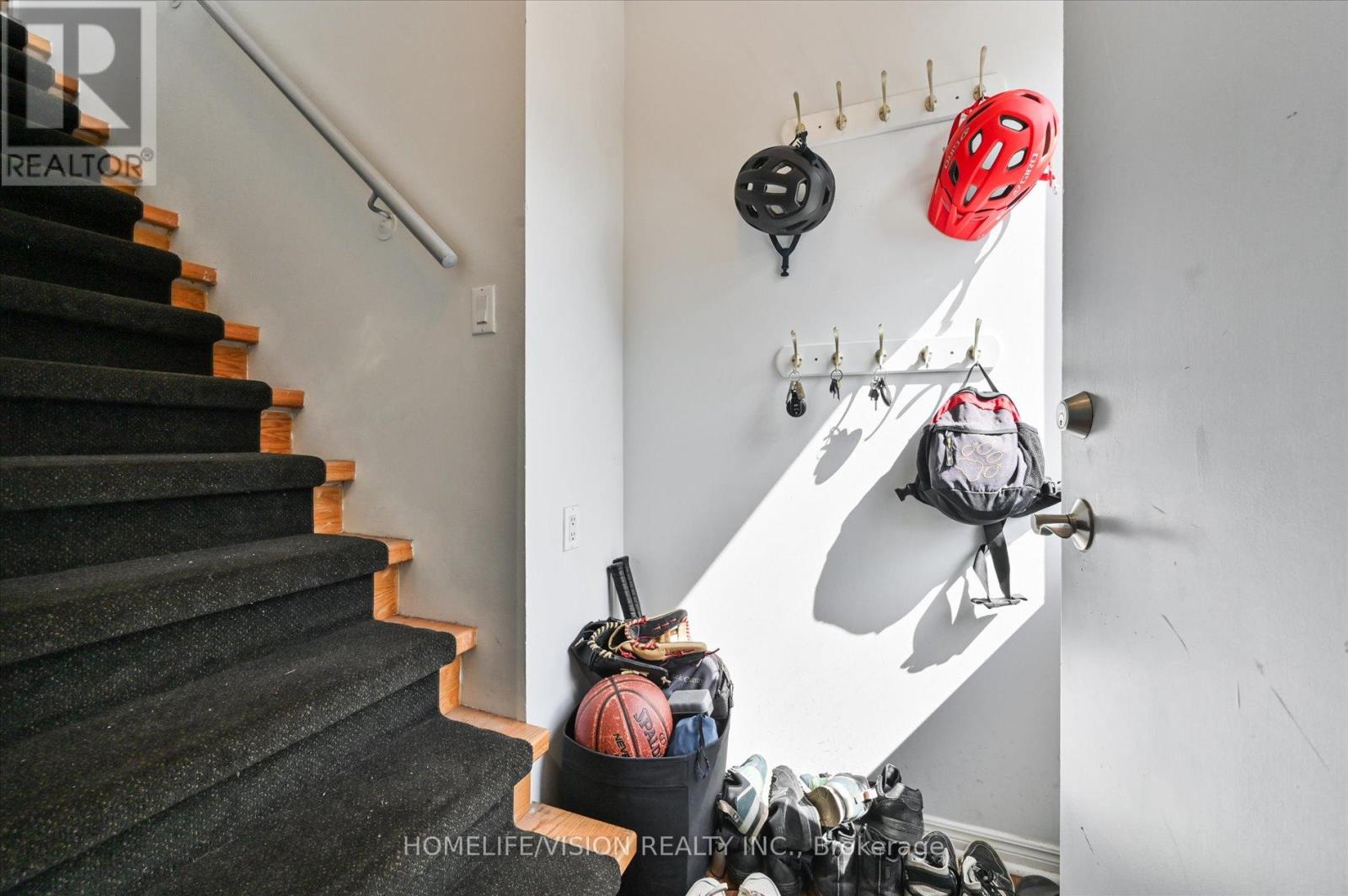 400 Summerhill Avenue Property Photo 24