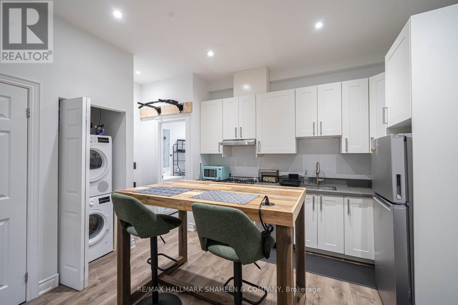Studio - 208 Dovercourt Road Property Photo 13