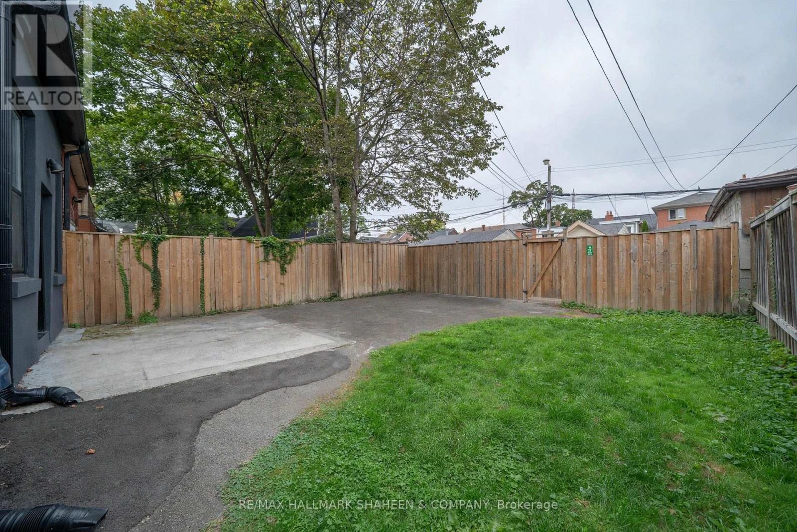 Studio - 208 Dovercourt Road Property Photo 19