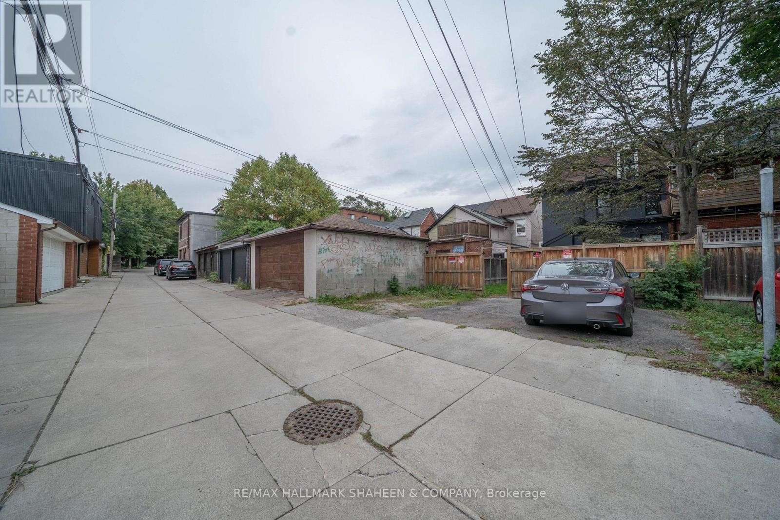 Studio - 208 Dovercourt Road Property Photo 21