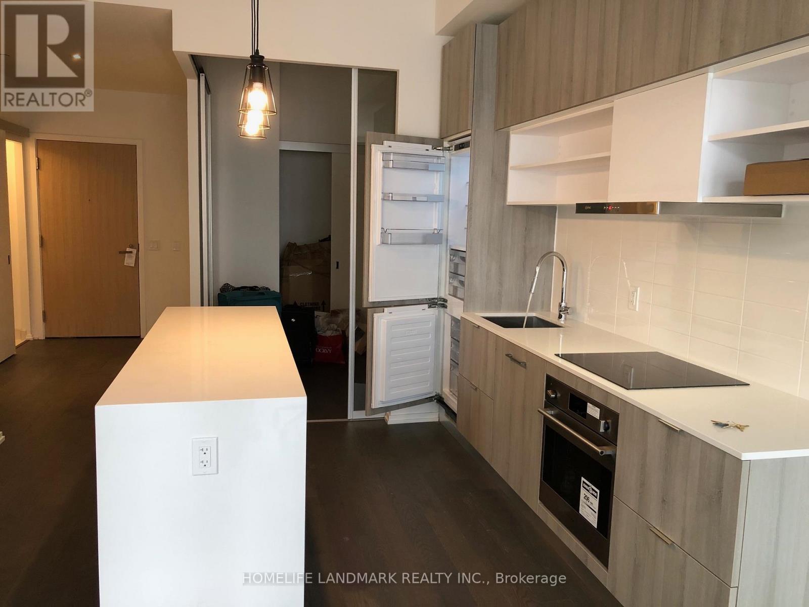 1209 - 5 Soudan Avenue Property Photo 7