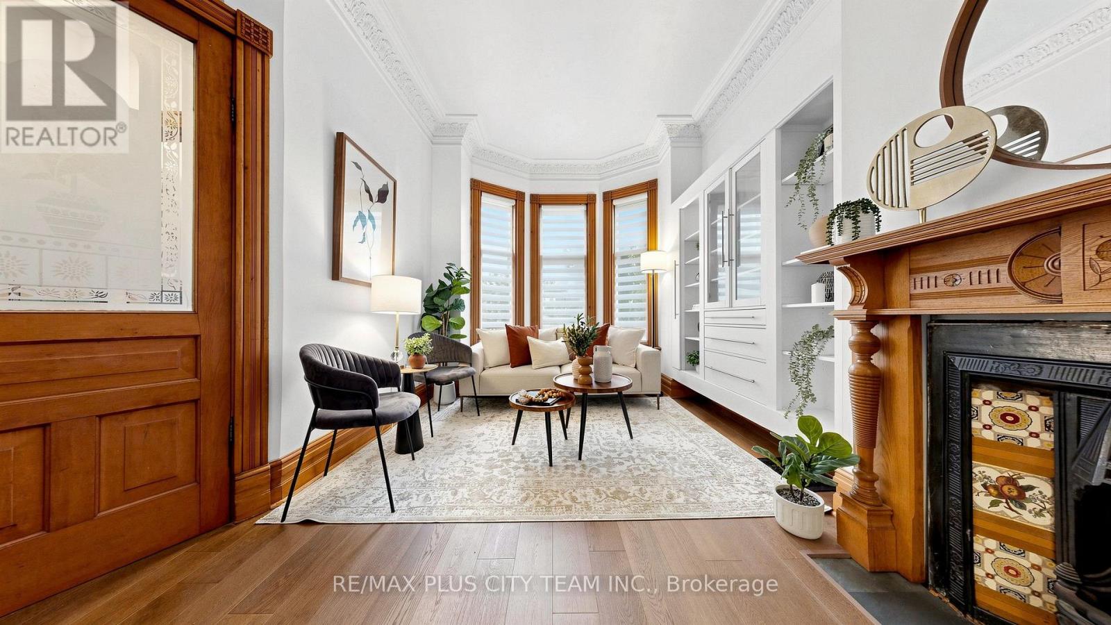 201 Seaton Street Property Photo 7