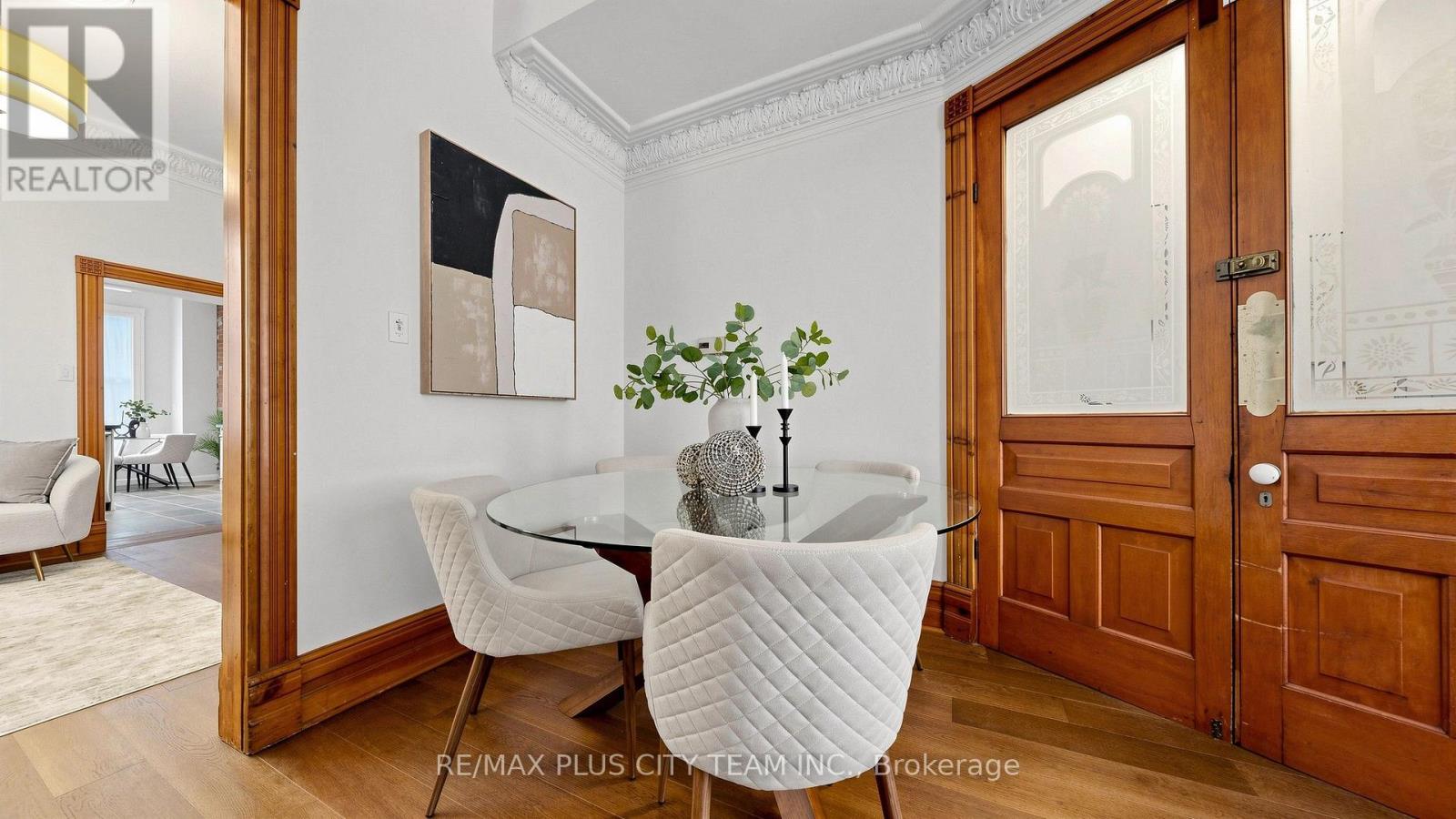201 Seaton Street Property Photo 10