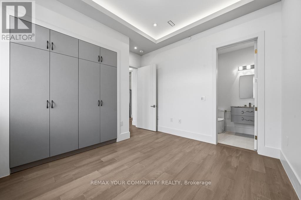 Aurelia Suite - 217 Churchill Avenue Property Photo 17