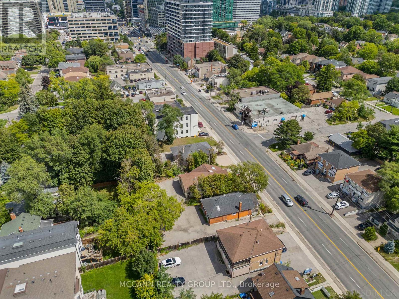 110-112 Sheppard Avenue W Property Photo 18