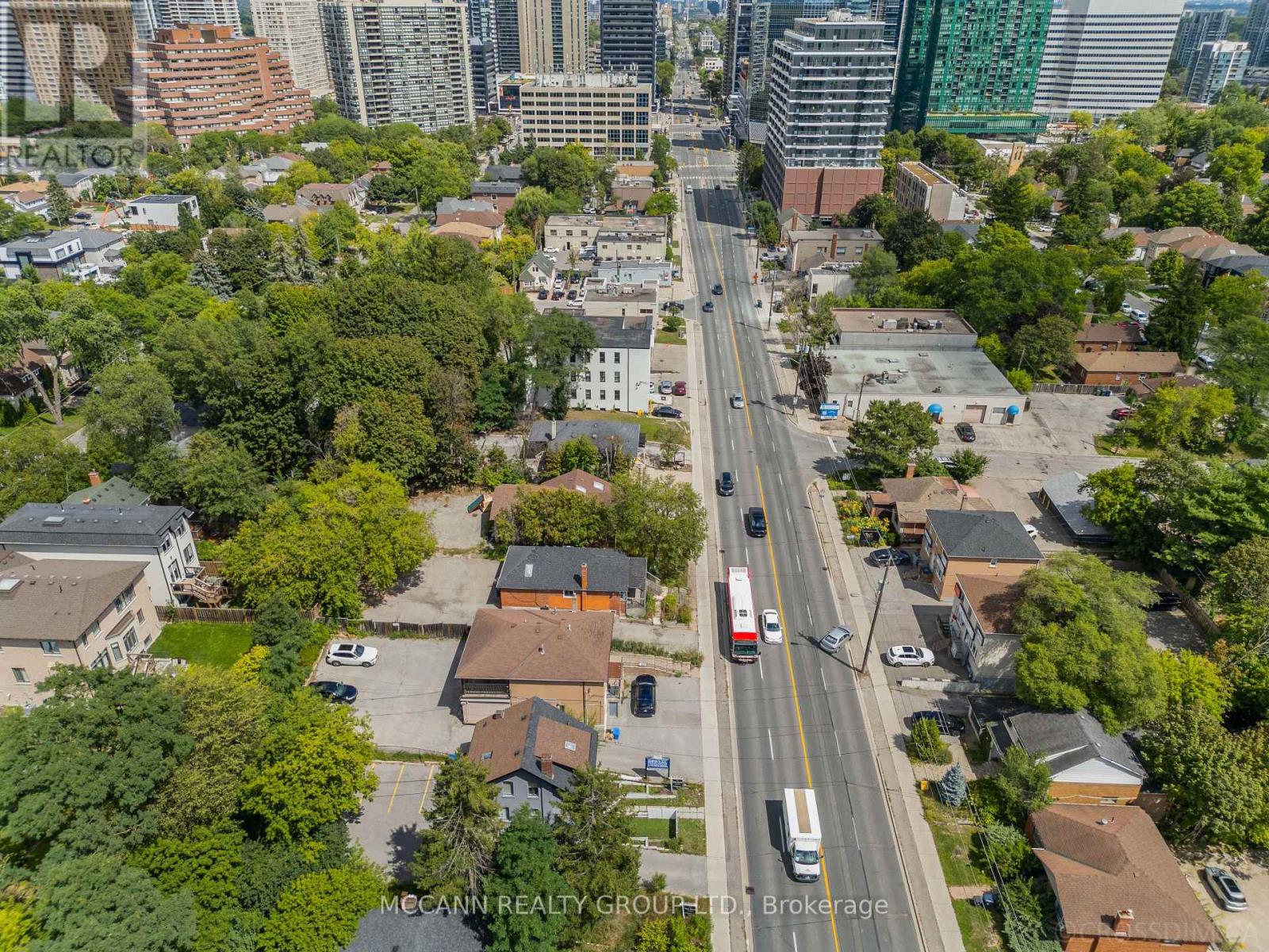 110-112 Sheppard Avenue W Property Photo 19