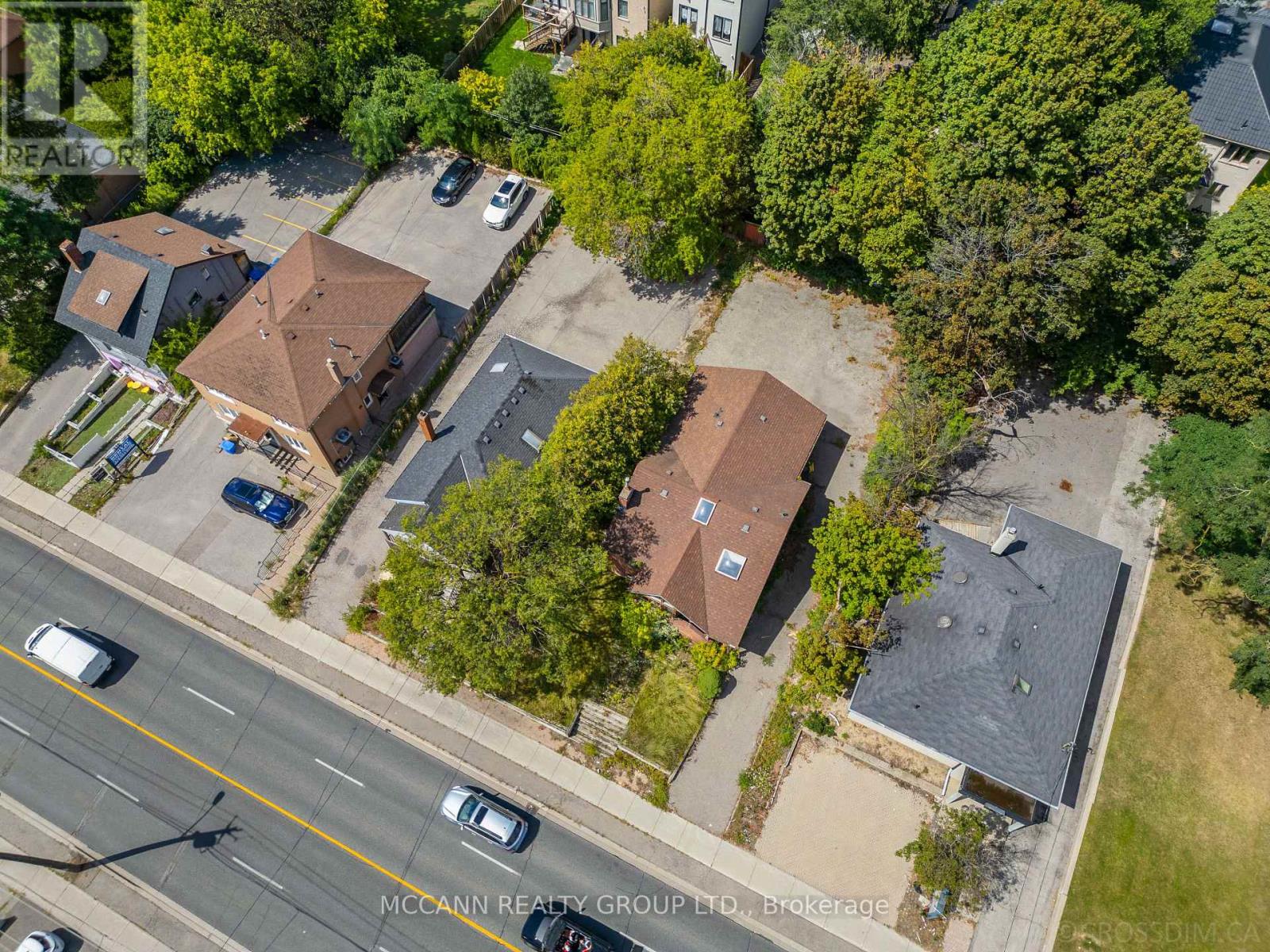 110-112 Sheppard Avenue W Property Photo 29