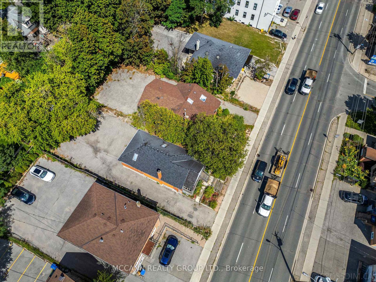 110-112 Sheppard Avenue W Property Photo 30