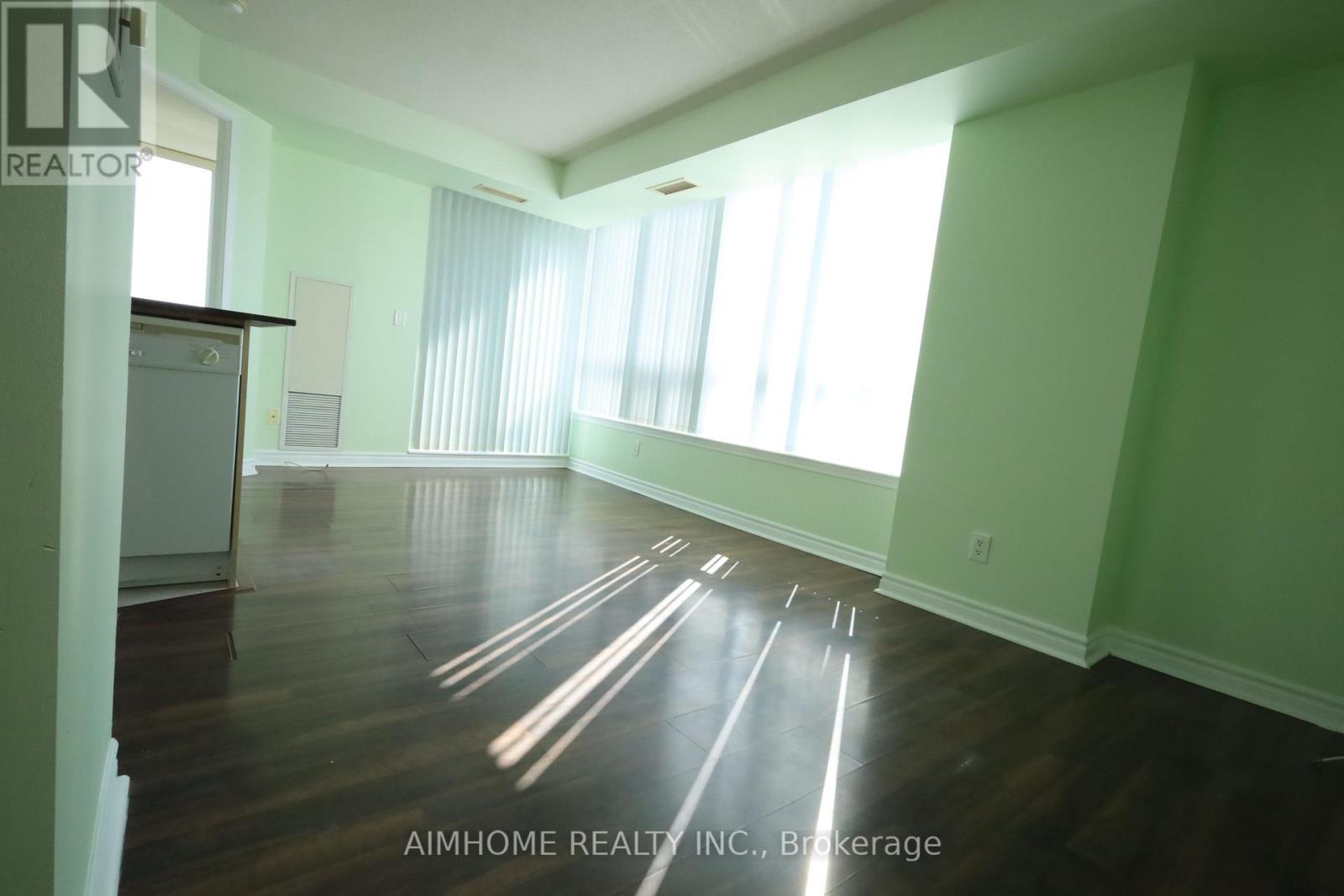 2107 - 17 Barberry Place Property Photo 4