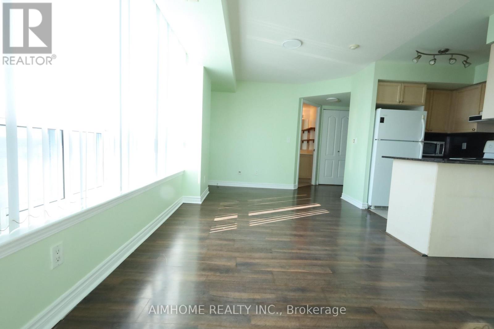 2107 - 17 Barberry Place Property Photo 6