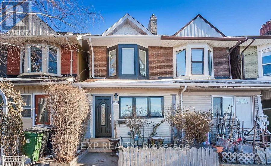 1231 Bathurst Street Property Photo 7