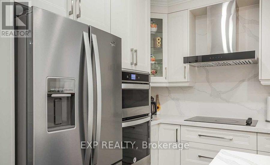 1231 Bathurst Street Property Photo 11