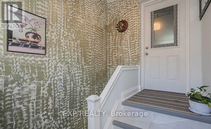 1231 Bathurst Street Property Photo 27