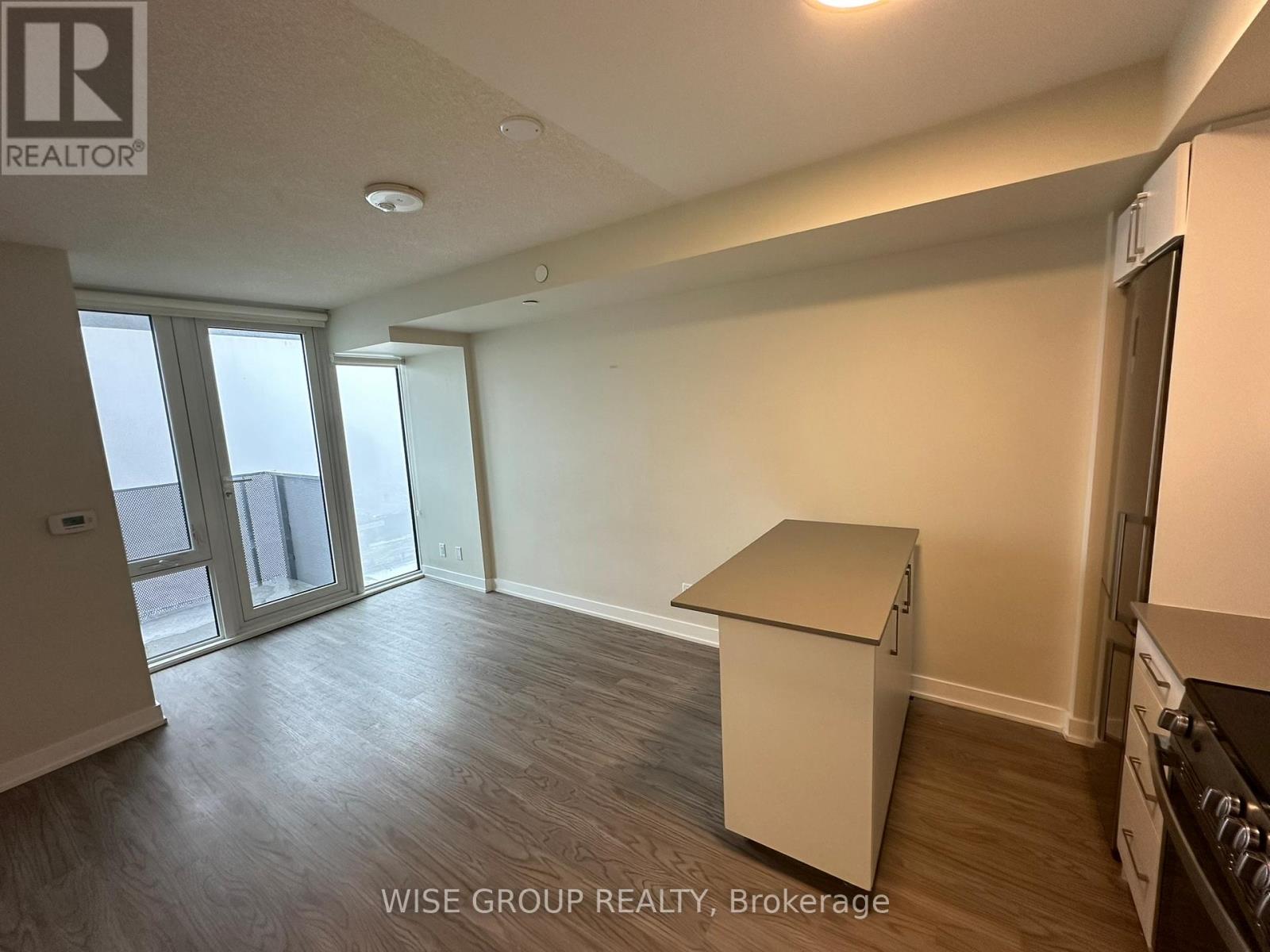 1005 - 38 Monte Kwinter Court Property Photo 10
