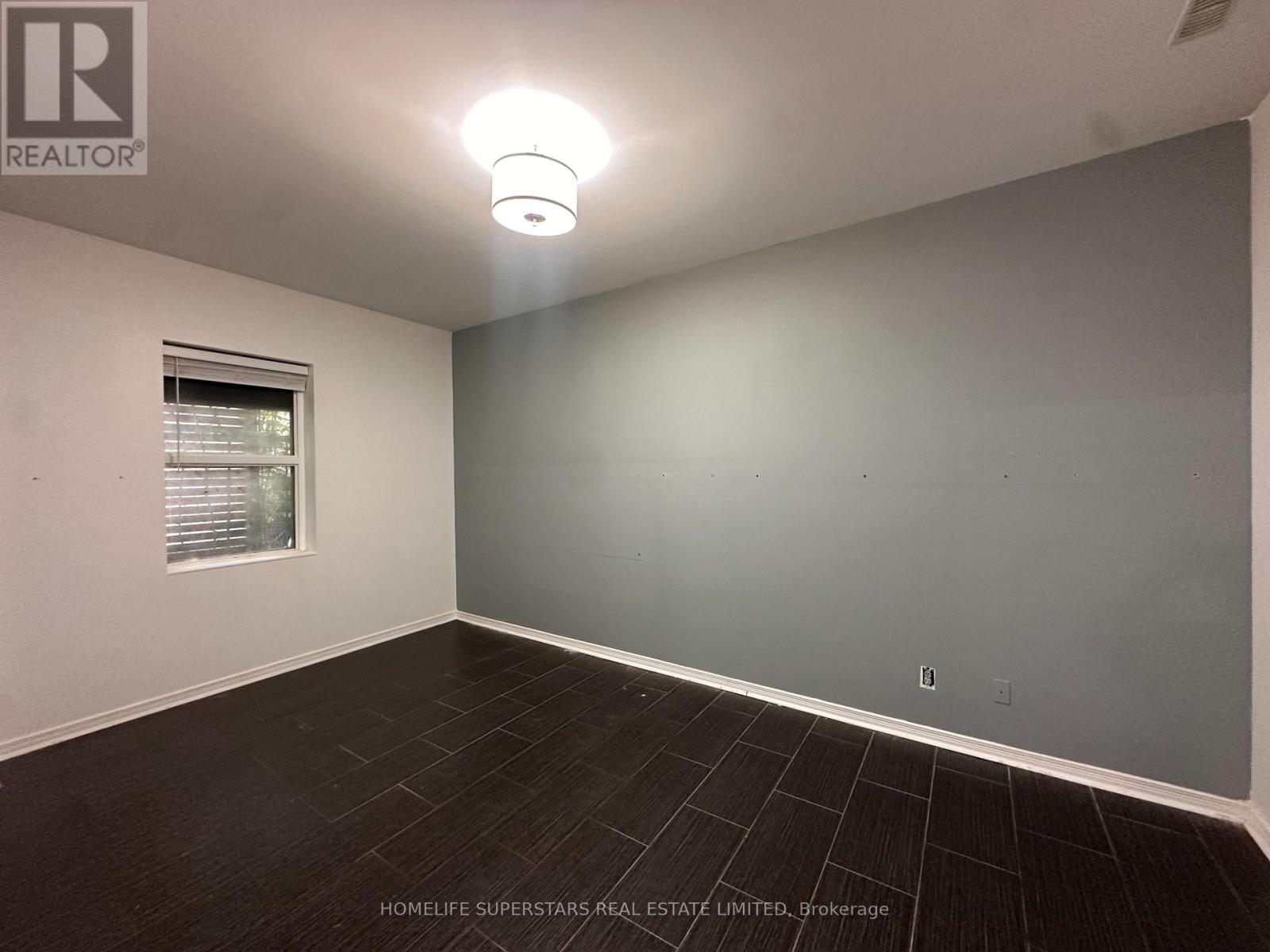 207 - 38 Kensington Place Property Photo 3