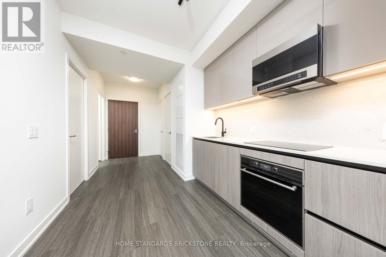 309 - 425 Front Street E Property Photo 5