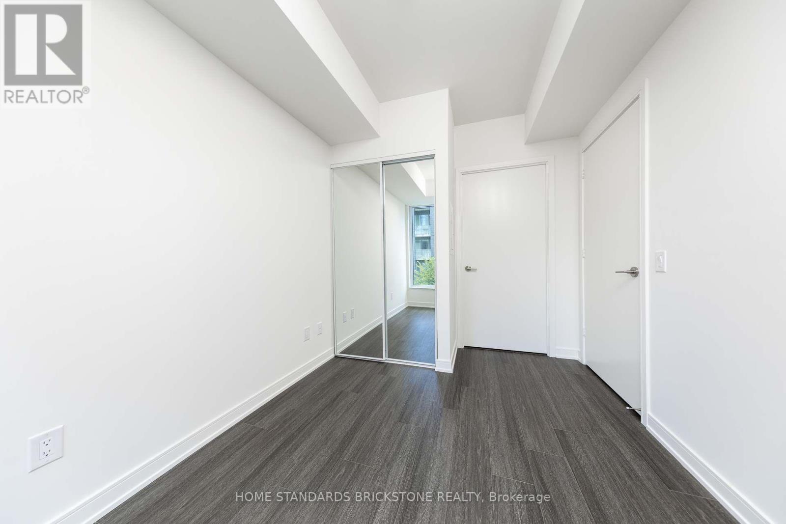 309 - 425 Front Street E Property Photo 10