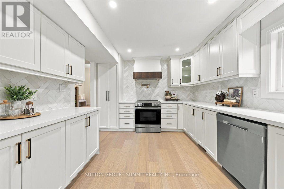 184 TORRESDALE AVENUE Property Photo 1