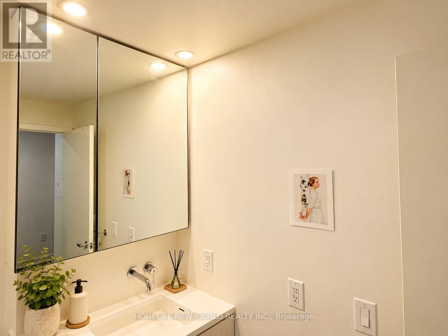 804 - 20 Richardson Street Property Photo 8