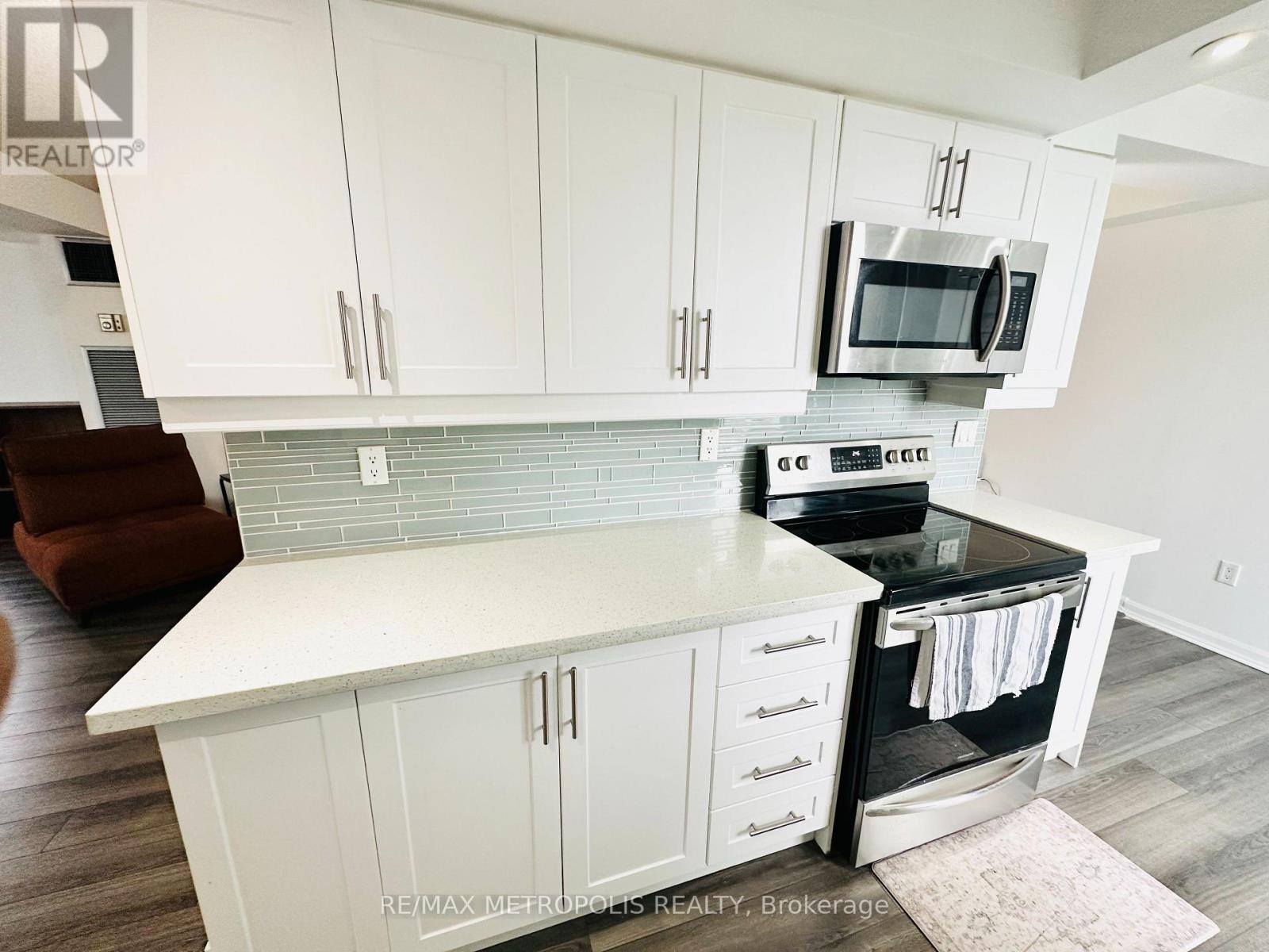 1207 - 80 Antibes Drive Property Photo 37