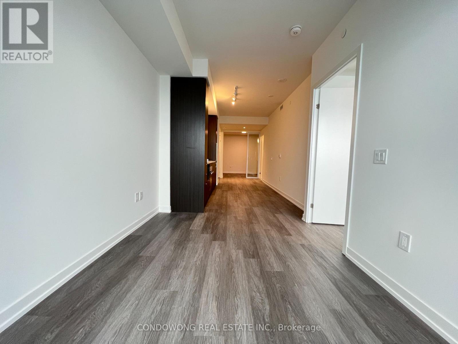 7510 - 55 Cooper Street Property Photo 4