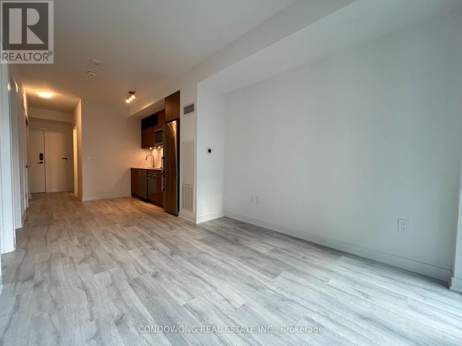 725 - 60 Princess Street Property Photo 12