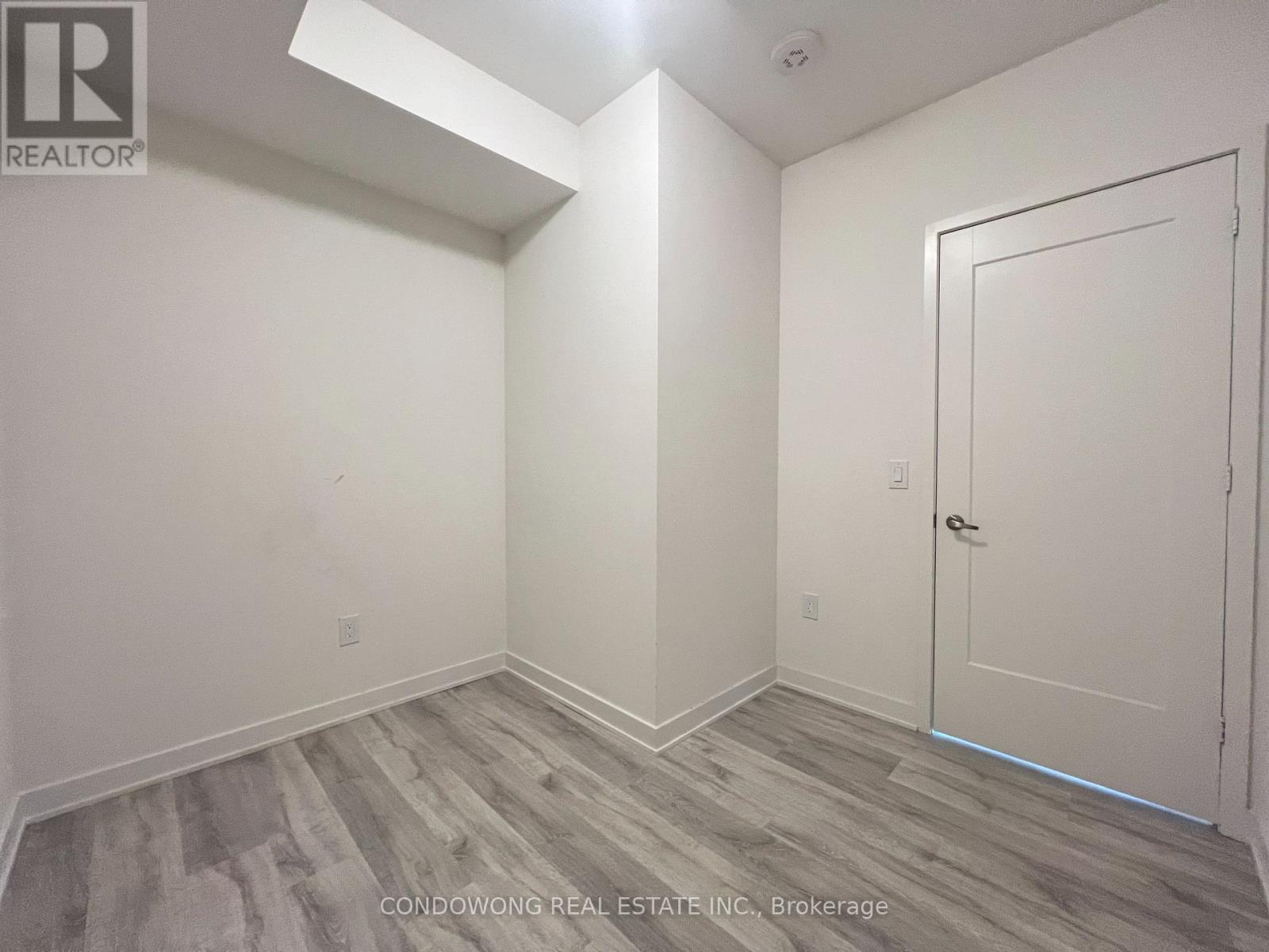 725 - 60 Princess Street Property Photo 14