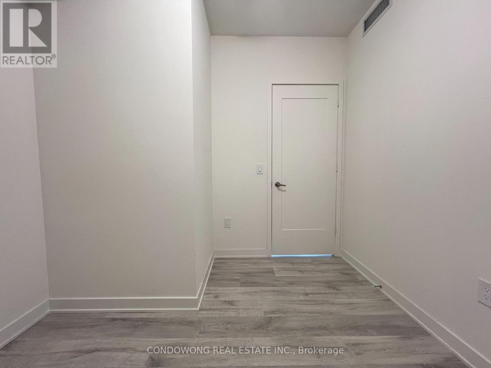 725 - 60 Princess Street Property Photo 16