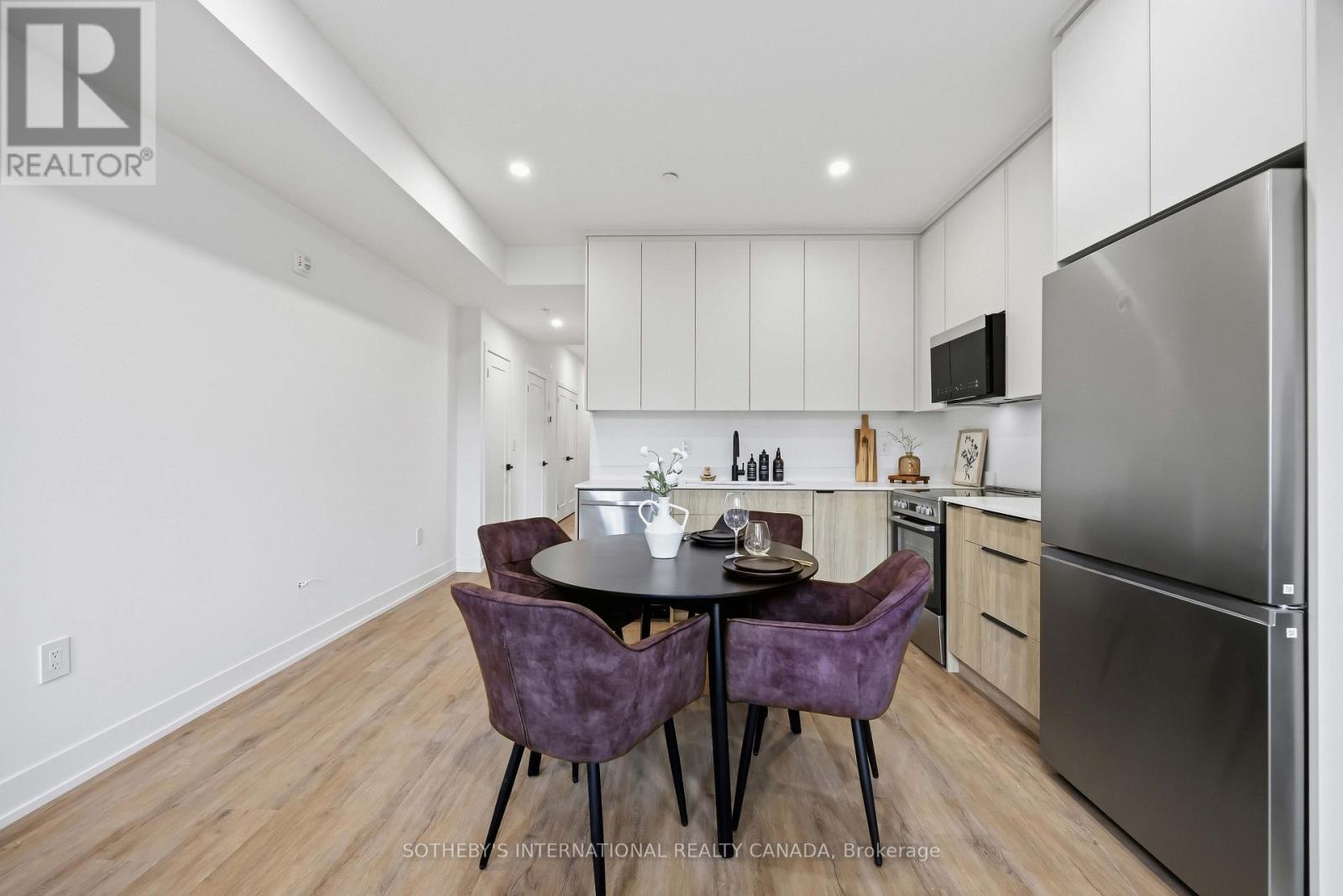 1 - 207 Connaught Avenue Property Photo 6
