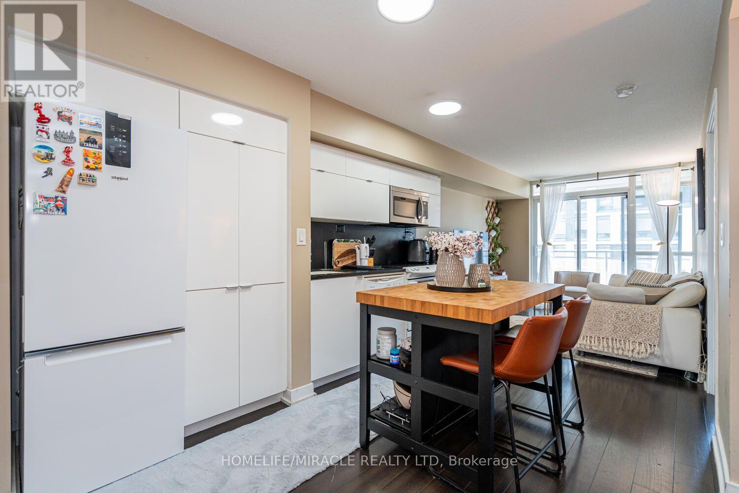 610 - 151 Dan Leckie Way Property Photo 1