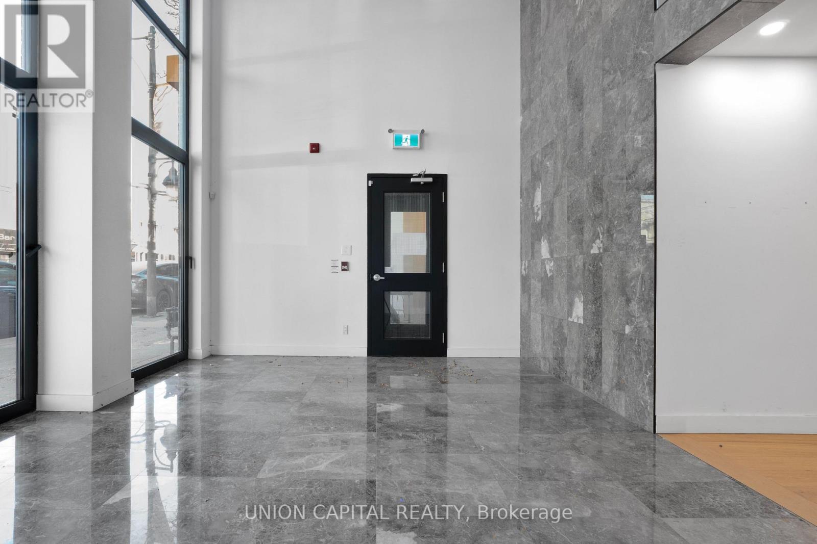 2 - 3429 Yonge Street Property Photo 1