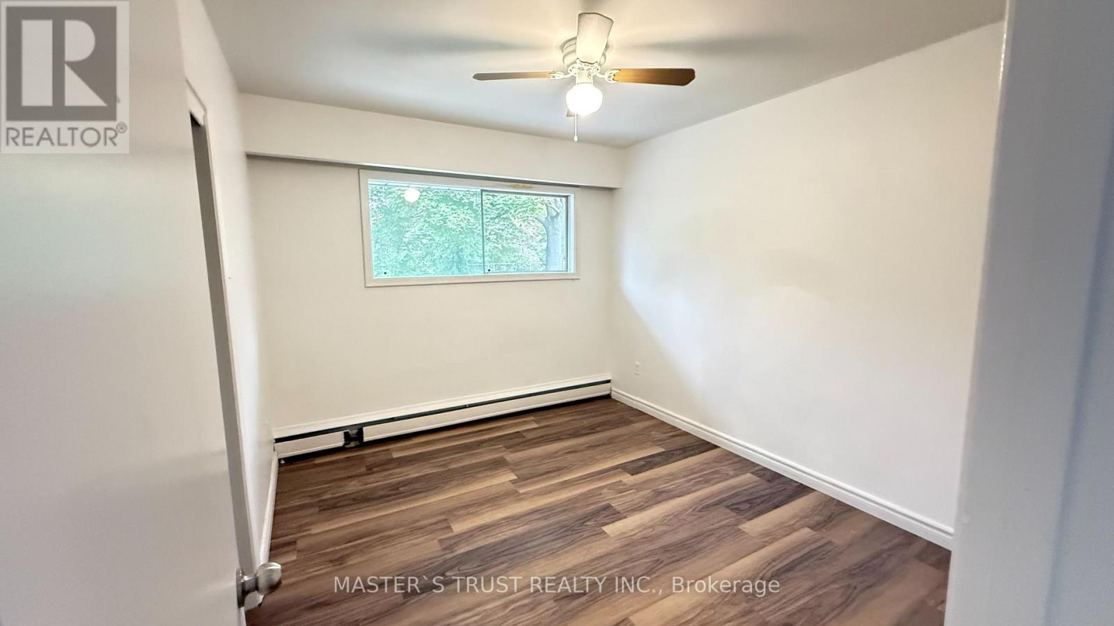 146 Yorkview Drive Property Photo 6