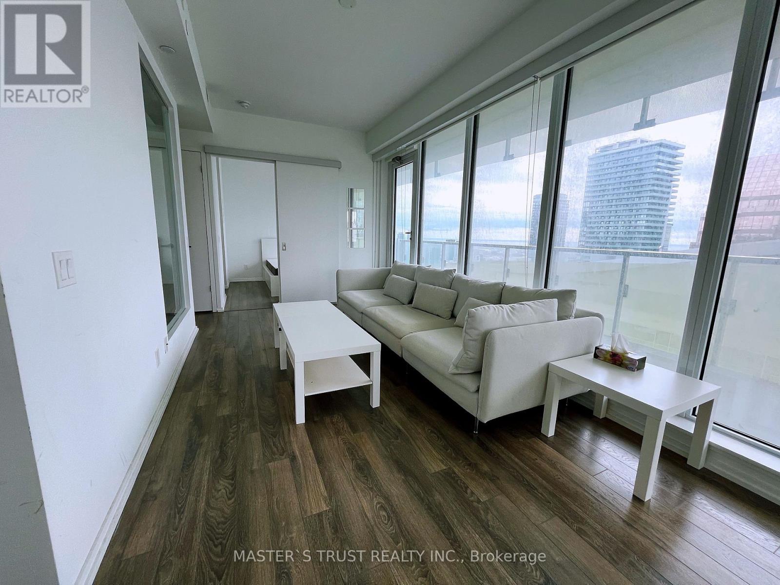 2609 - 197 Yonge Street Property Photo 7