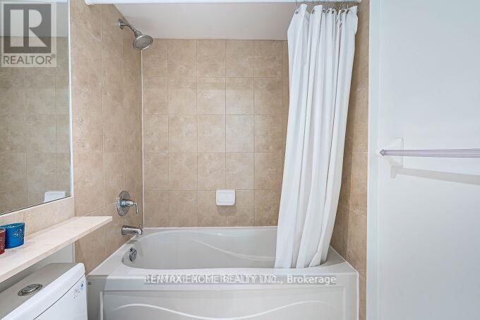 426 - 900 Mount Pleasant Road Property Photo 18