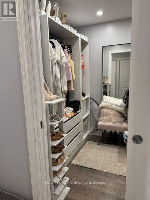 208 - 15 Maitland Place Property Photo 20