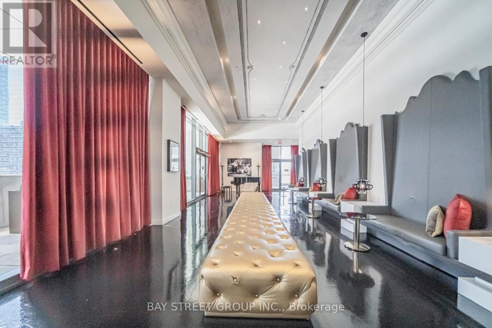 2204 - 197 Yonge Street Property Photo 28